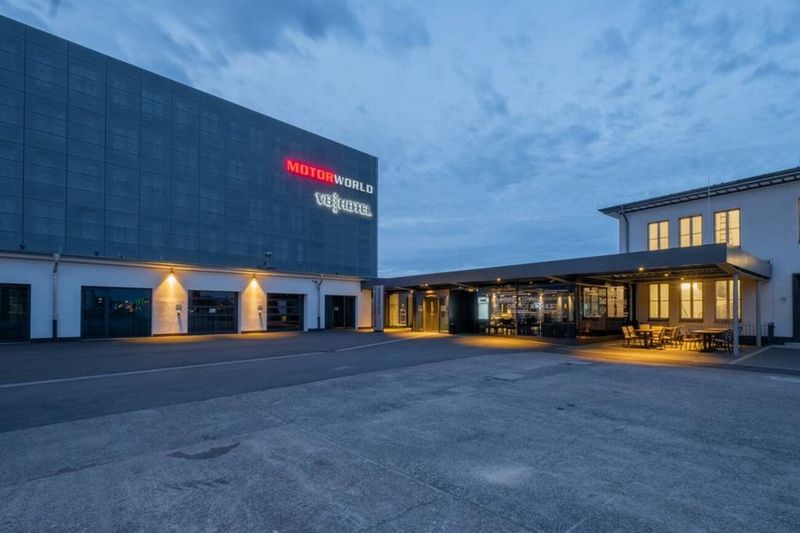 Hotel V8 Hotel Koln @ Motorworld, Deutschland, Köln. Großes 1