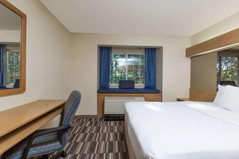 Hotel Baymont Inn & Suites by Wyndham Anchorage Airport, USA, Anchorage. Großes 2