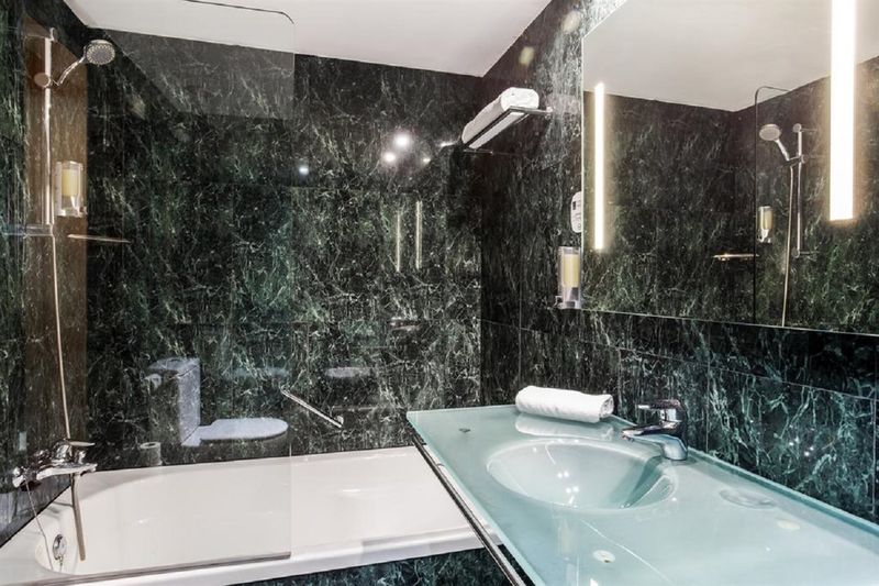 Hotel B&B HOTEL Granada Estacion, Spanien, Granada. Großes 2