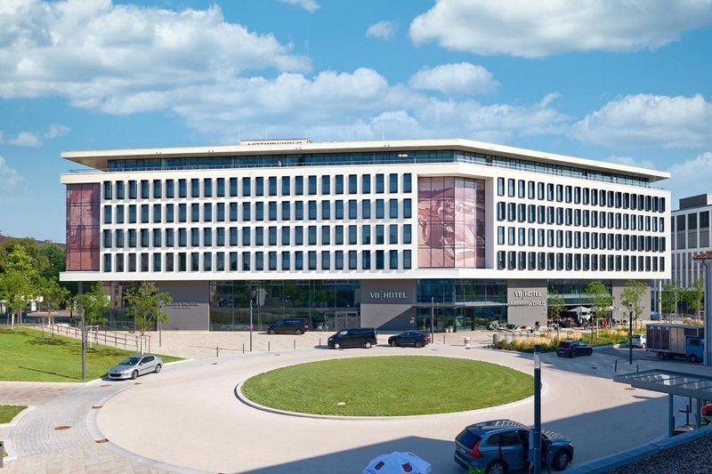 Hotel V8 Hotel Motorworld Region Stuttgart, BW Premier Collection, Deutschland, Böblingen. Großes 2