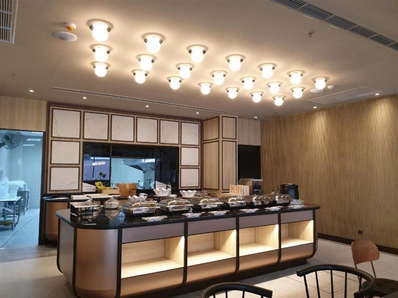 Hotel The Quarter Onnut by UHG, Thailand, Bangkok. Großes 2