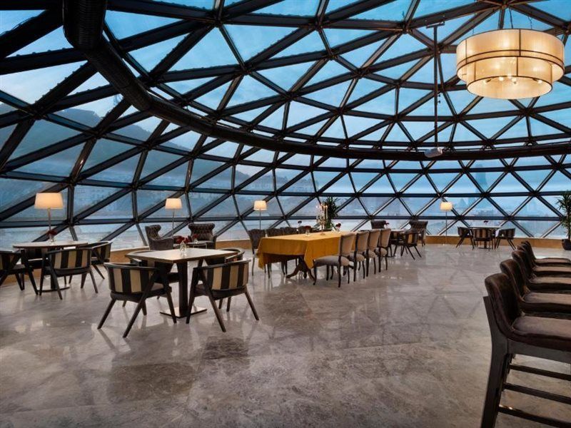 Hotel Wyndham Grand Tblisi, Georgien, Tiflis. Großes 1