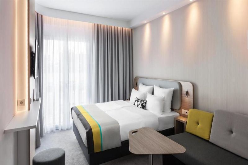 Hotel Holiday Inn Express Munich - City East, Deutschland, München. Großes 1