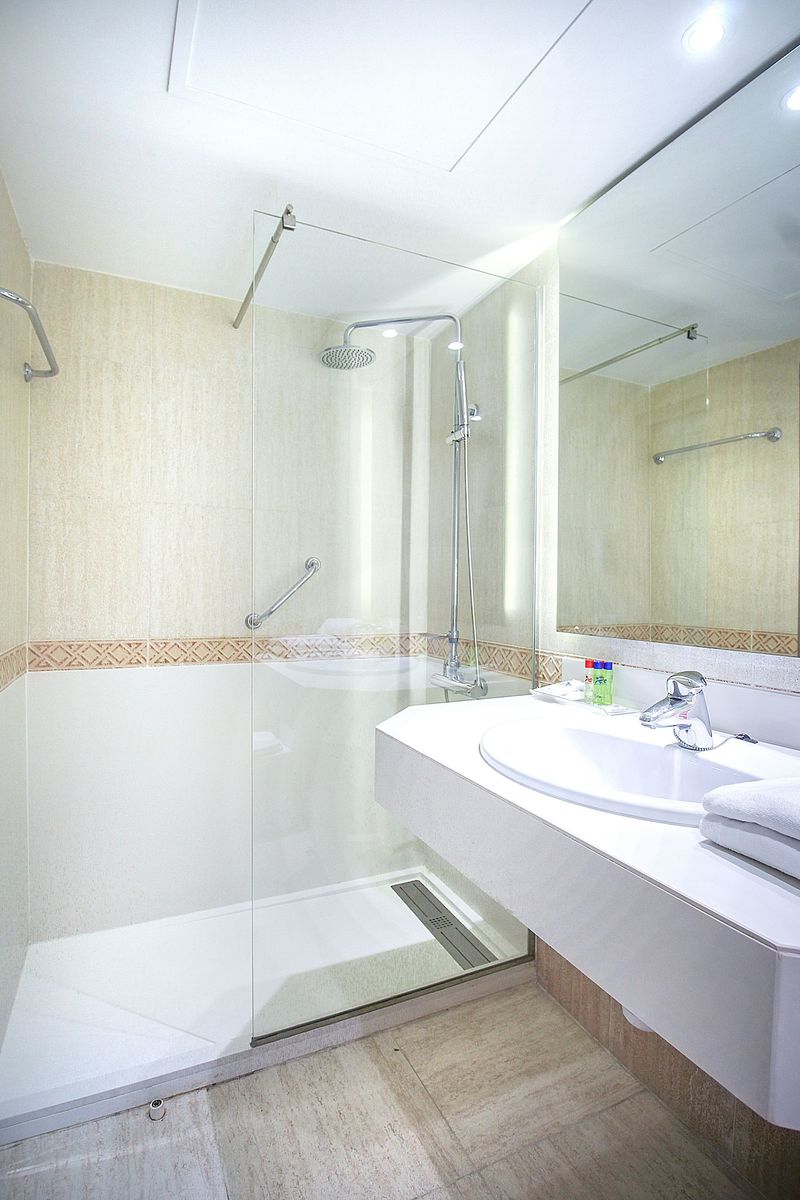 Hotel Tomir Portals Suites, Spanien, Portals Nous. Großes 1