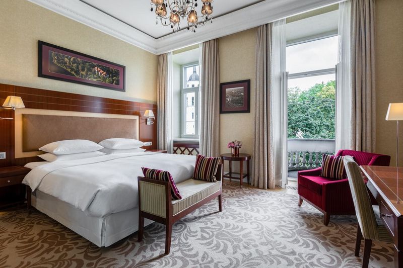 Hotel Grand Hotel Vilnius, Curio Collection by Hilton, Litauen, Vilnius. Großes 1