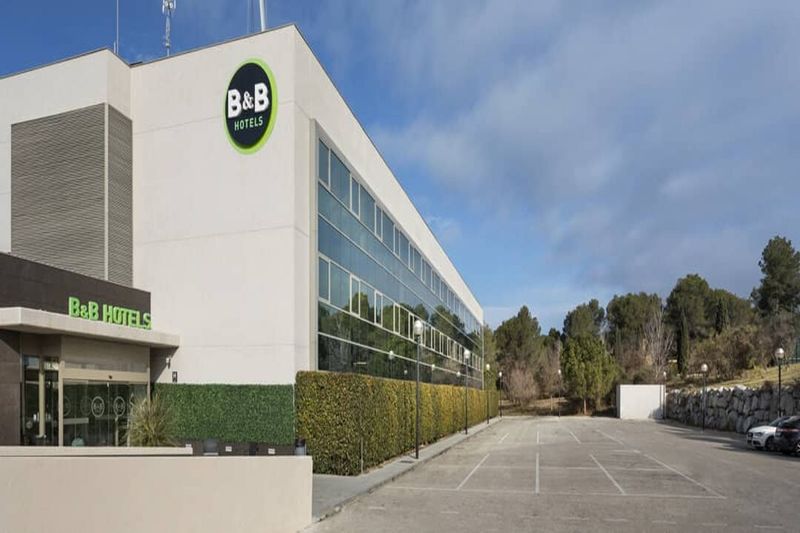 Hotel B&B HOTEL Barcelona Sant Cugat, Spanien, Sant Cugat del Valles. Großes 1