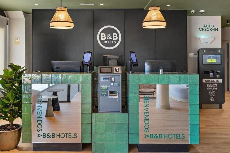 Hotel B&B HOTEL Barcelona Granollers, Spanien, Les Franqueses del Vallès. Großes 2