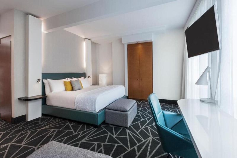 Hotel Warwick Le Crystal - Montreal, Kanada, Montreal. Großes 2