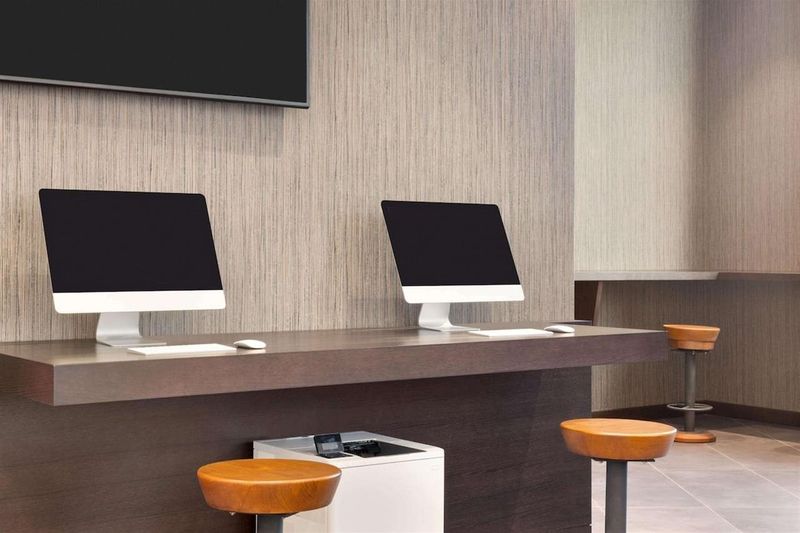 Hotel Ramada Encore by Wyndham Muscat Al-Ghubra, Oman, Muscat. Großes 2