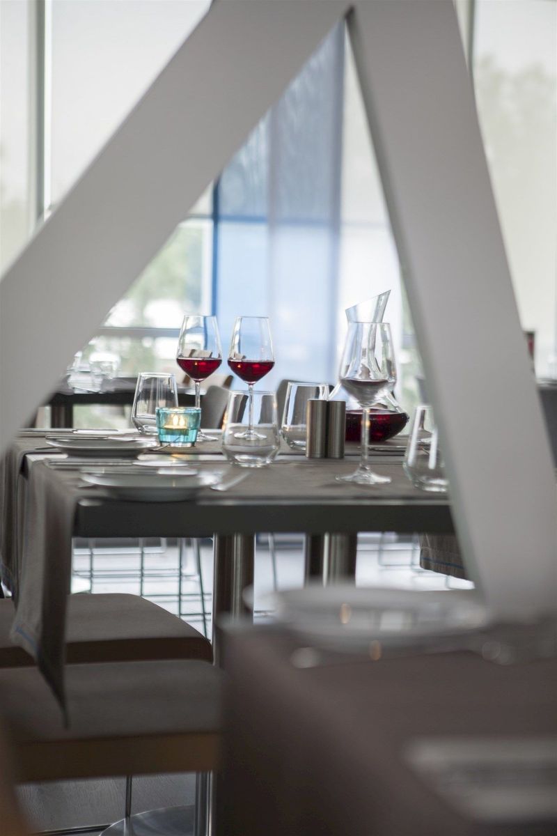 Hotel Ramada Hotel & Suites by Wyndham Izmir Kemalpasa, Türkei, Izmir. Großes 2