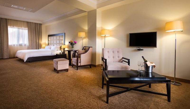 Hotel Paris Hotel Yerevan, Armenien, Jerewan. Großes 1