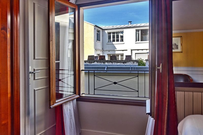 Hotel Touring Hotel, Frankreich, Paris. Großes 397