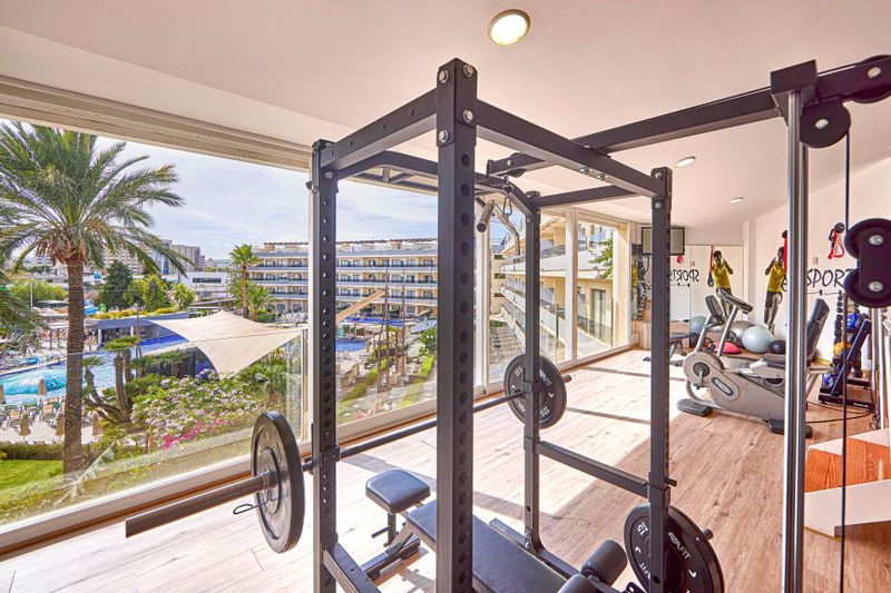 Hotel Zafiro Palmanova, Spanien, Palma Nova. Großes 18