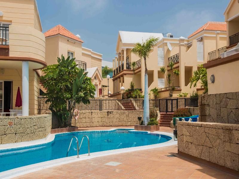 Hotel Yucca Park ApartHotel, Spanien, Costa Adeje. Großes 2