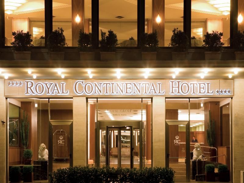 Hotel Royal Continental, Italien, Neapel. Großes 67
