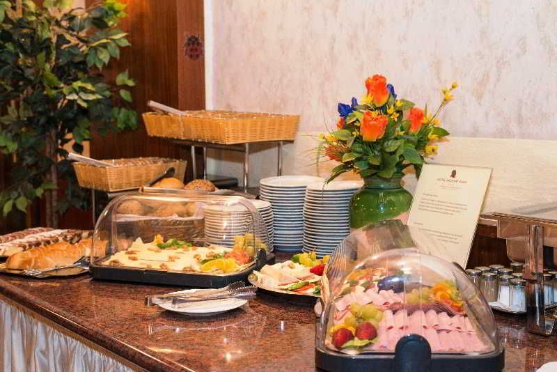Hotel Mozart, Österreich, Wien. Großes 2