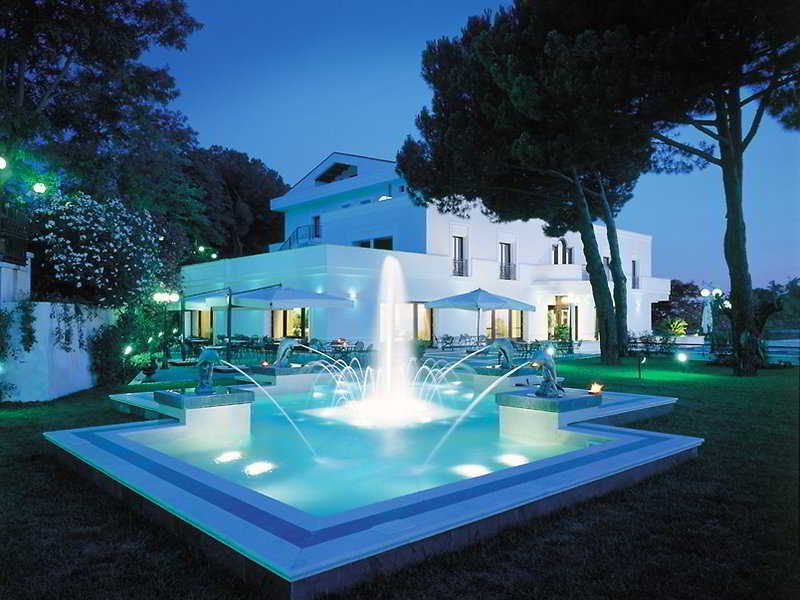 Hotel LH Hotel Domus Caesari, Italien, Marino. Großes 8