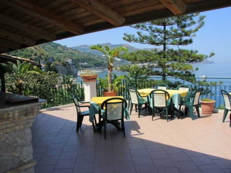 Hotel Hotel Baia Delle Sirene, Italien, Taormina. Großes 80