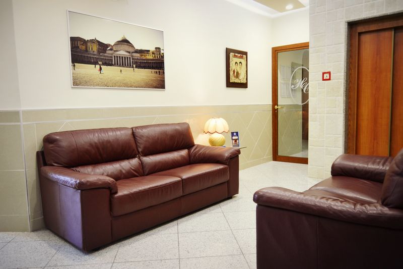 Hotel Colombo, Italien, Neapel. Großes 2