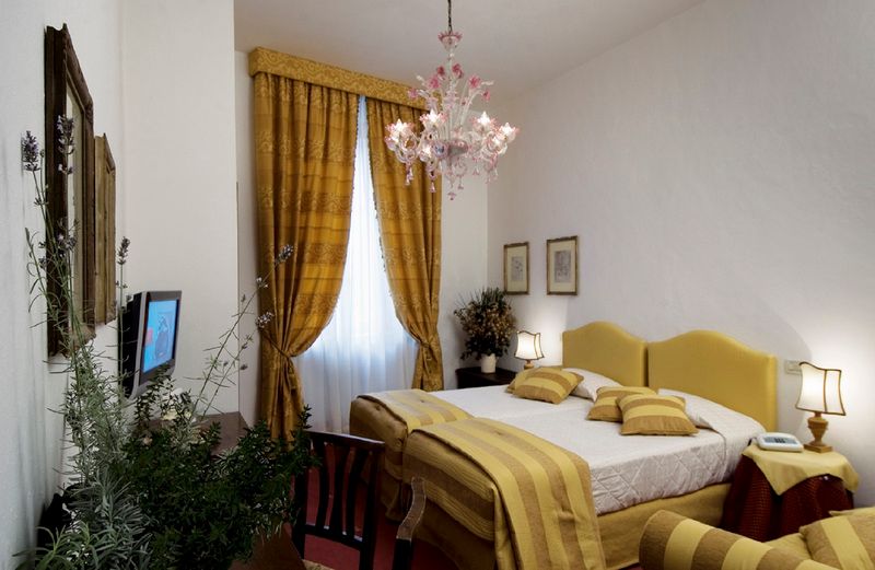 Hotel Columbia, Italien, Rom. Großes 22