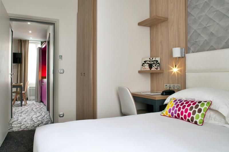 Hotel Serotel Suites Opera, Frankreich, Paris. Großes 20