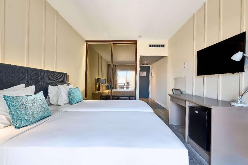 Hotel Tryp Lisboa Caparica Mar - ..., Portugal, Costa da Caparica. Großes 1