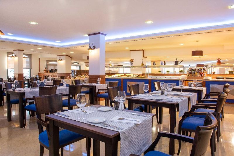 Hotel Valentin Star Adults Only, Spanien, Cala'n Bosch. Großes 2