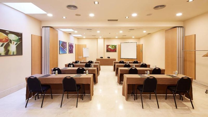 Hotel Sercotel Porta Barcelona, Spanien, Sant Just Desvern. Großes 33