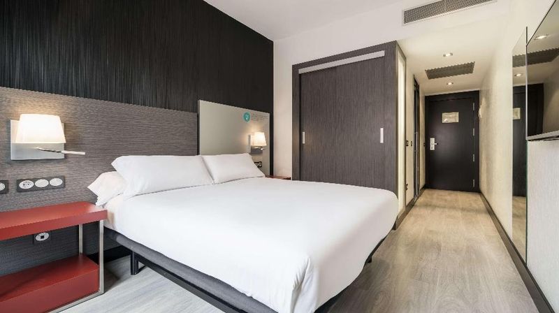Hotel Ilunion Suites Madrid , Spanien, Madrid. Großes 2