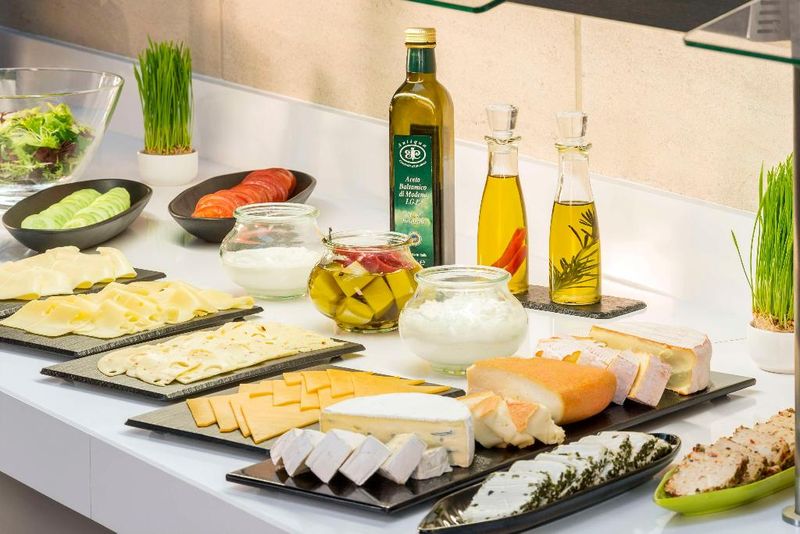 Hotel NH Collection Berlin Mitte Friedrichstrasse, Deutschland, Berlin. Großes 69