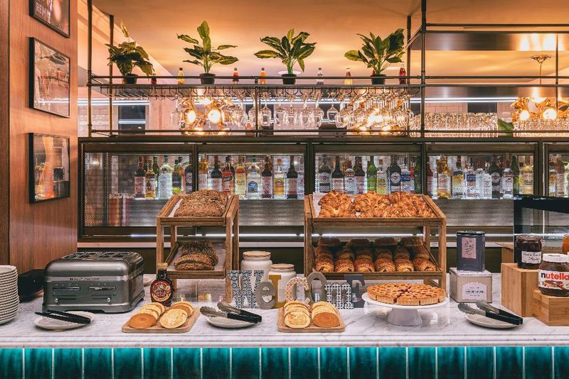 Hotel Moxy Paris La Villette, Frankreich, Paris. Großes 2