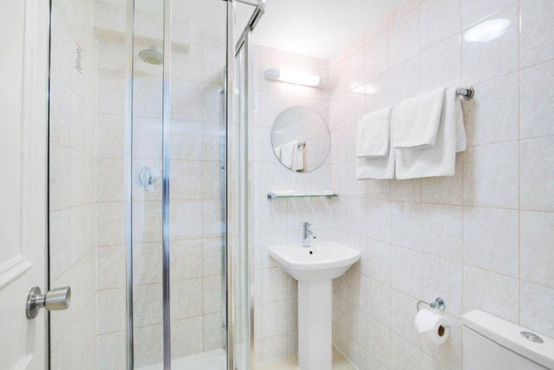 Hotel Queens Park, Großbritannien, London. Großes 2