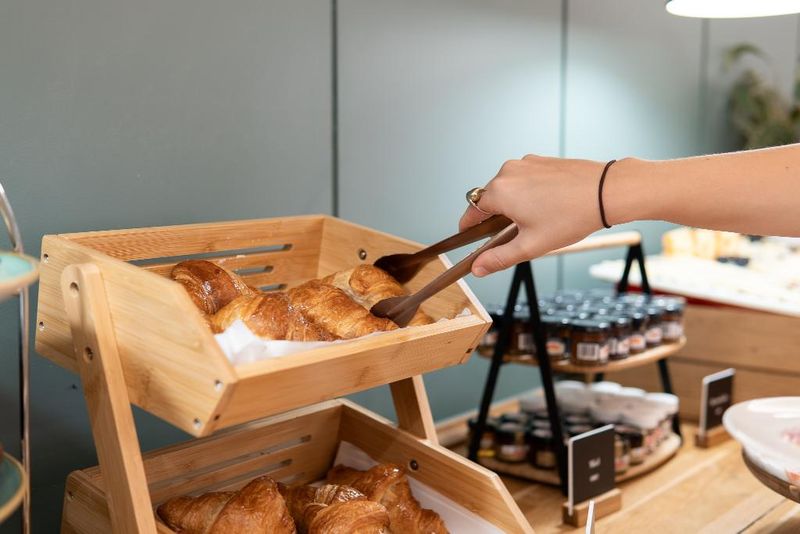 Hotel Tres Torres Atiram Hotel, Spanien, Barcelona. Großes 2