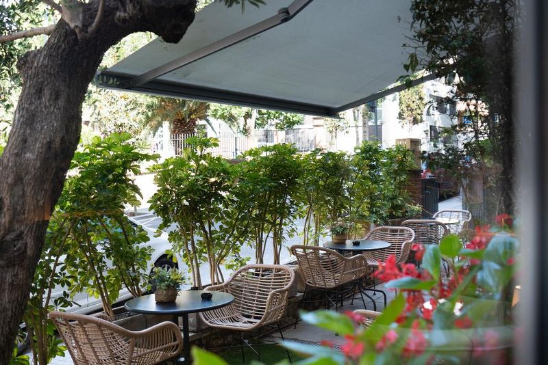 Hotel Tres Torres Atiram Hotel, Spanien, Barcelona. Großes 31