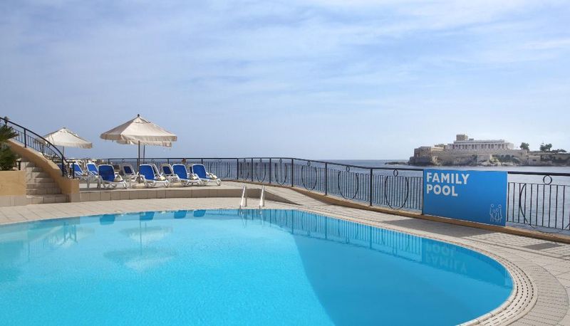 Hotel Verdi St Georges Bay Marina, Malta, St. George's Bay. Großes 37