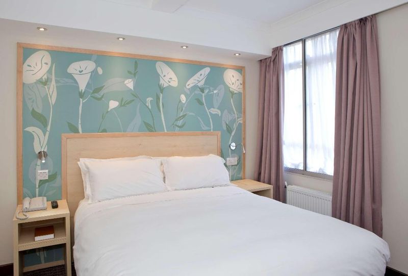 Hotel Bedford, Großbritannien, London. Großes 2