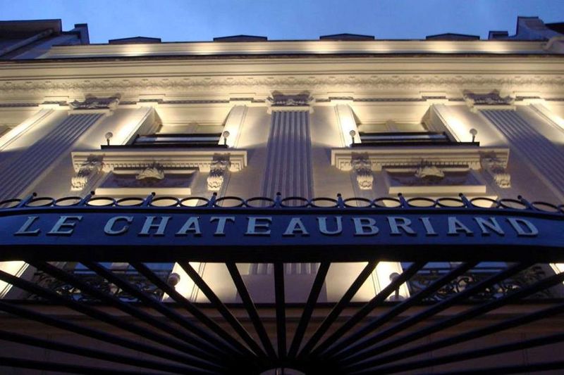 Hotel Chateaubriand, Frankreich, Paris. Großes 2