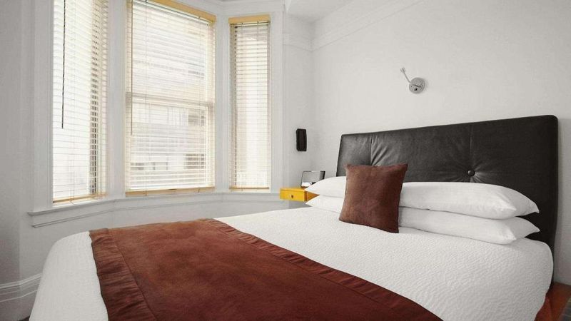 Hotel The Mosser hotel, USA, San Francisco. Großes 35