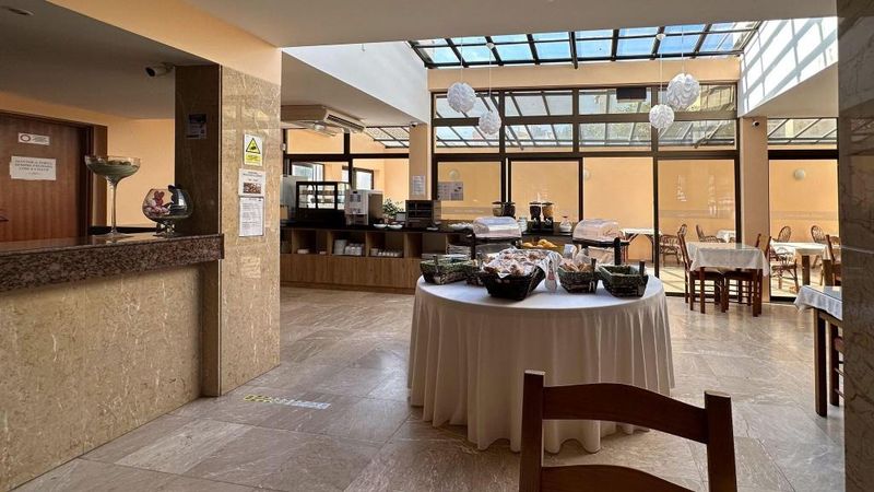 Hotel Avenida Praia , Portugal, Praia da Rocha. Großes 2