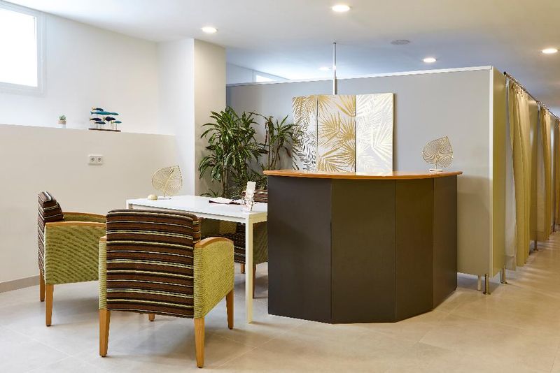 Hotel Universal Hotel Perla, Spanien, S'Illot. Großes 2