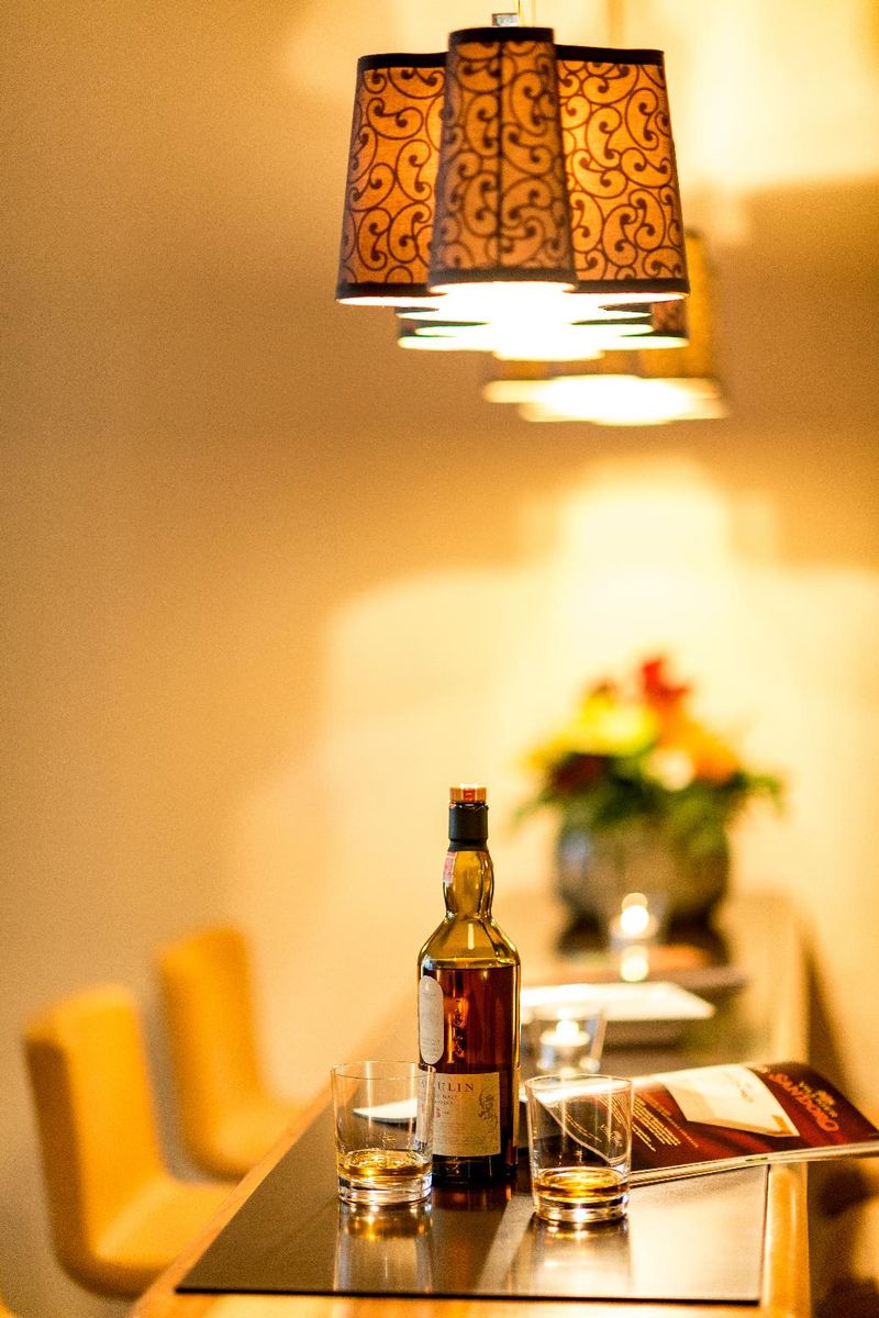 Hotel Sternen-Oerlikon, Schweiz, Zürich. Großes 32