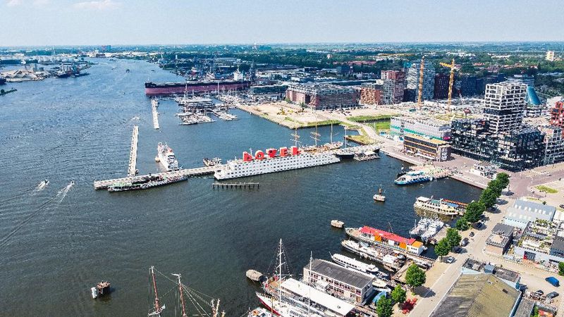 Hotel Botel, Niederlande, Amsterdam. Großes 2