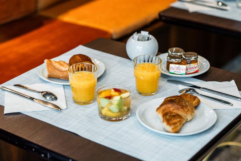 Hotel Pavillon Opera Grands Boulevards, Frankreich, Paris. Großes 2