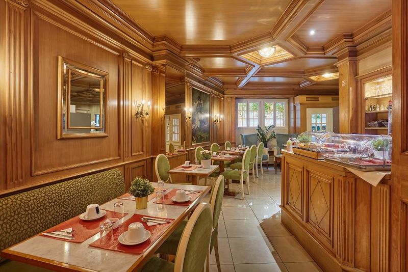 Hotel Hotel Murat, Frankreich, Paris. Großes 18