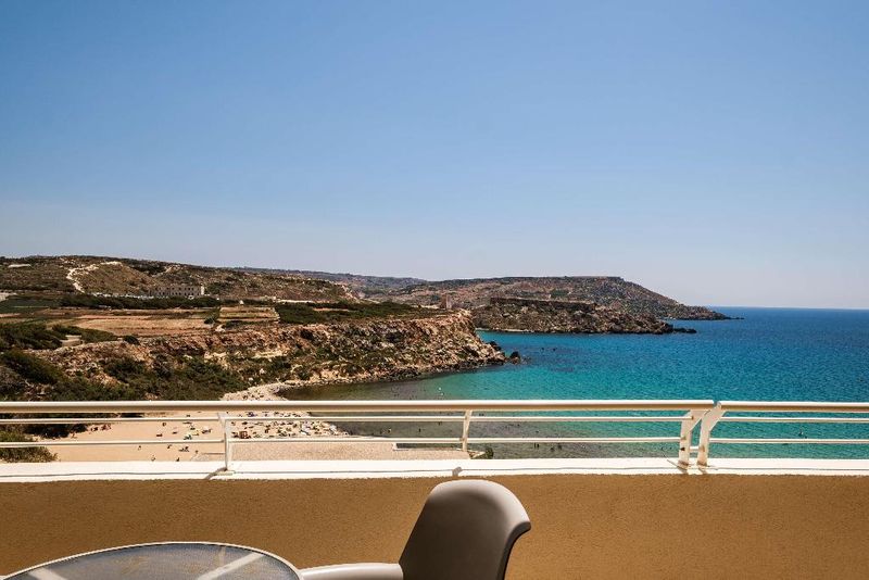 Hotel Radisson Blu Resort & Spa Malta Golden Sands, Malta, Mellieha. Großes 1