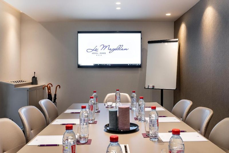 Hotel Magellan, Frankreich, Paris. Großes 1