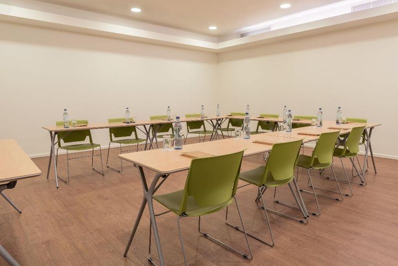 Hotel Neat Hotel Avenida, Portugal, Ponta Delgada. Großes 19