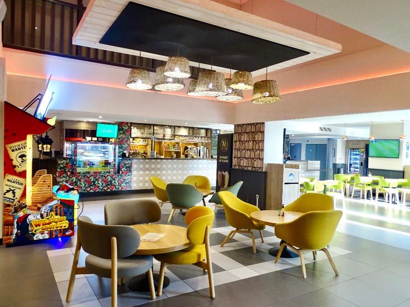 Hotel Campanile Val de France Ex Kyriad Disneyland, Frankreich, Magny-le-Hongre. Großes 1