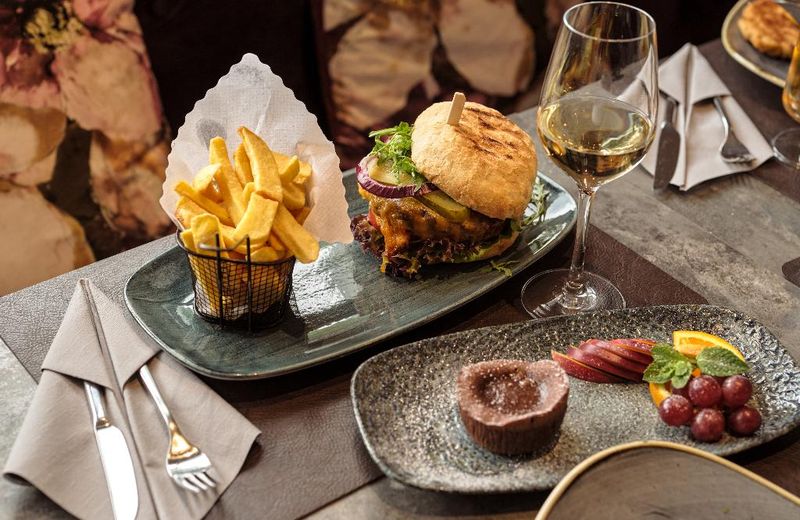 Hotel Leonardo Hotel Hamburg Elbbrücken, Deutschland, Hamburg. Großes 2