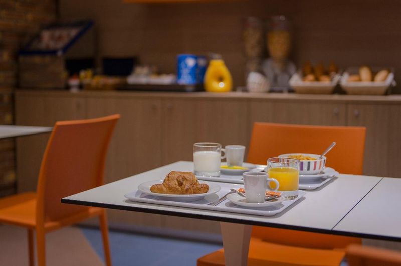 Hotel Bel Oranger Gare de Lyon, Frankreich, Paris. Großes 1